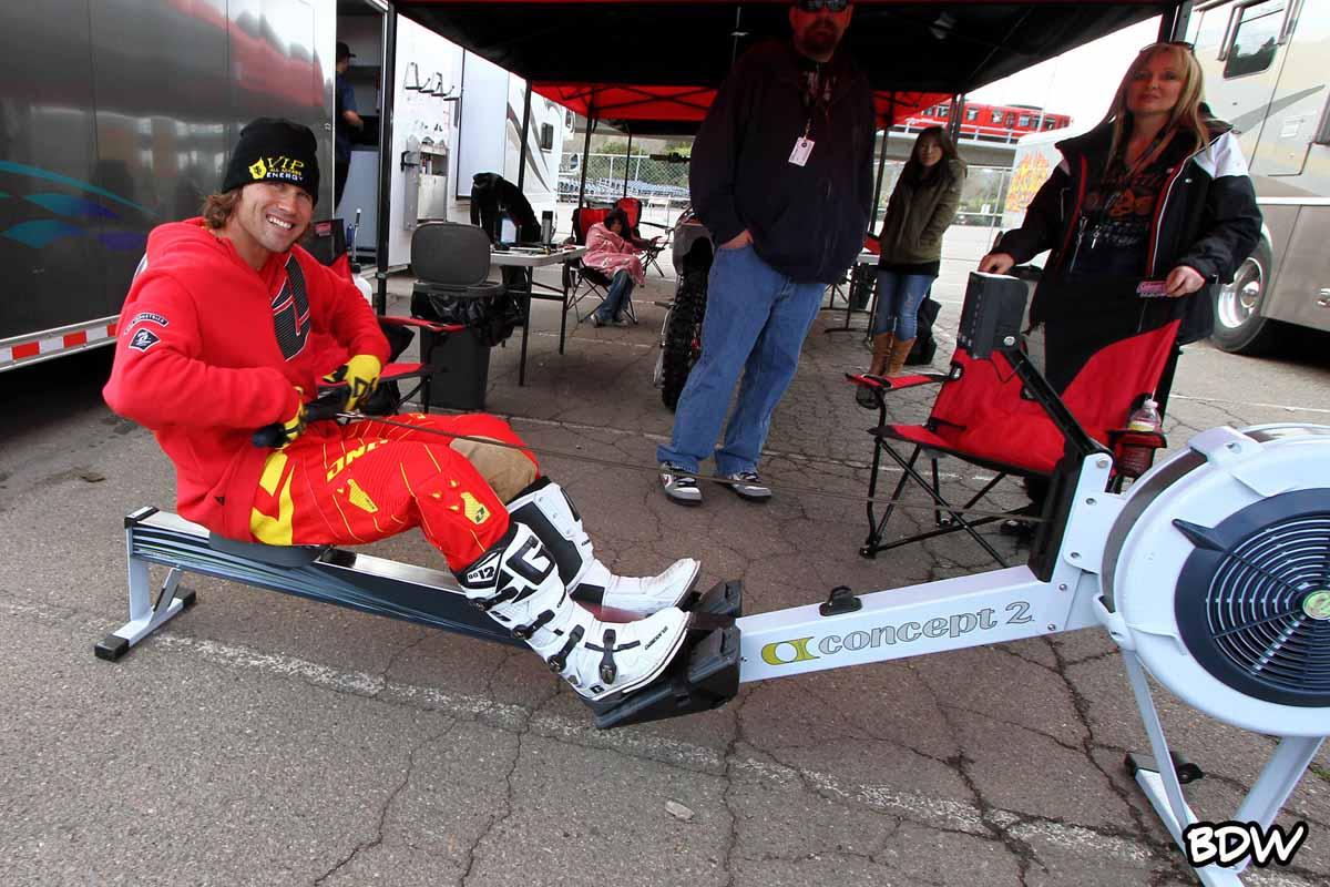 Lano getting in a pre-race workout // BrownDogWilson