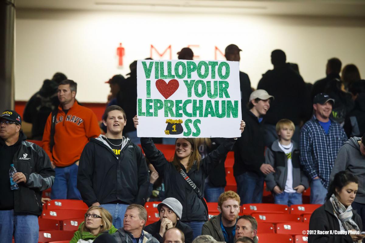 Villopoto fans