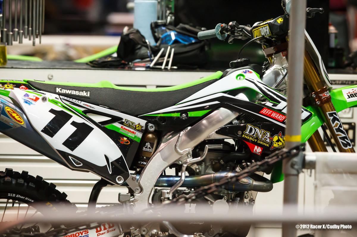 Chisholm's JWR kawi