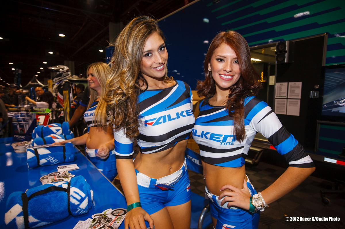 Falken girls