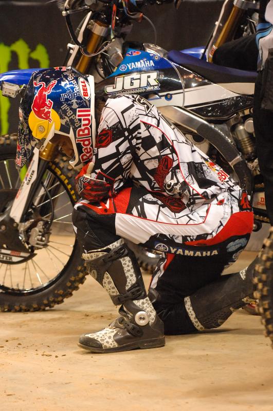 Stewart Tebowing in St. Louis