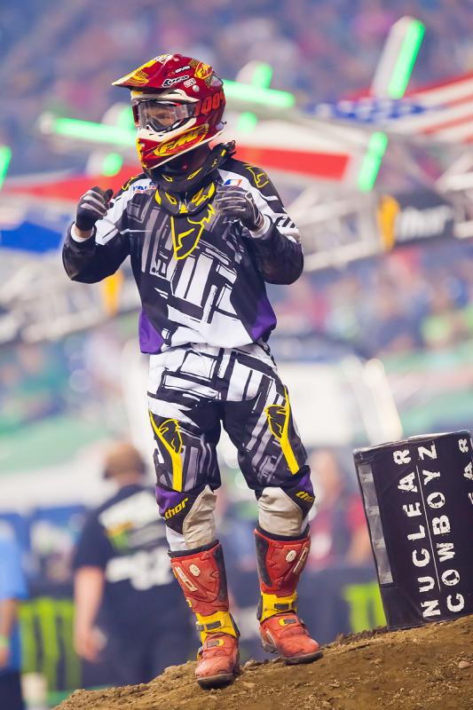 Jeff Gibson in the heat race.