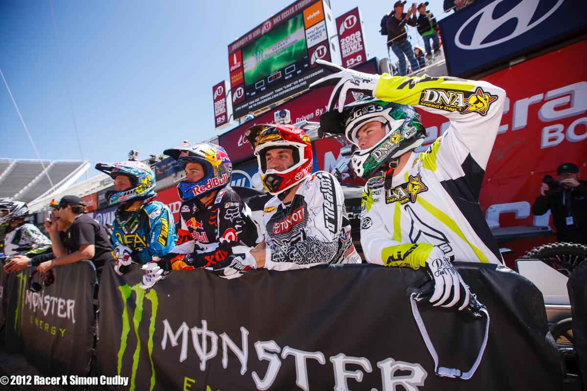 450 rider wait for practice