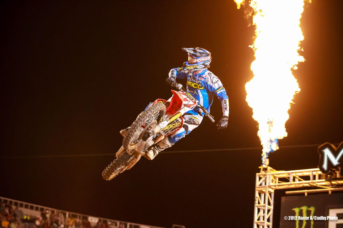 Eli Tomac wins