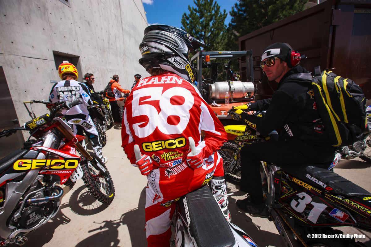 Two thumbs up from wil Hahn