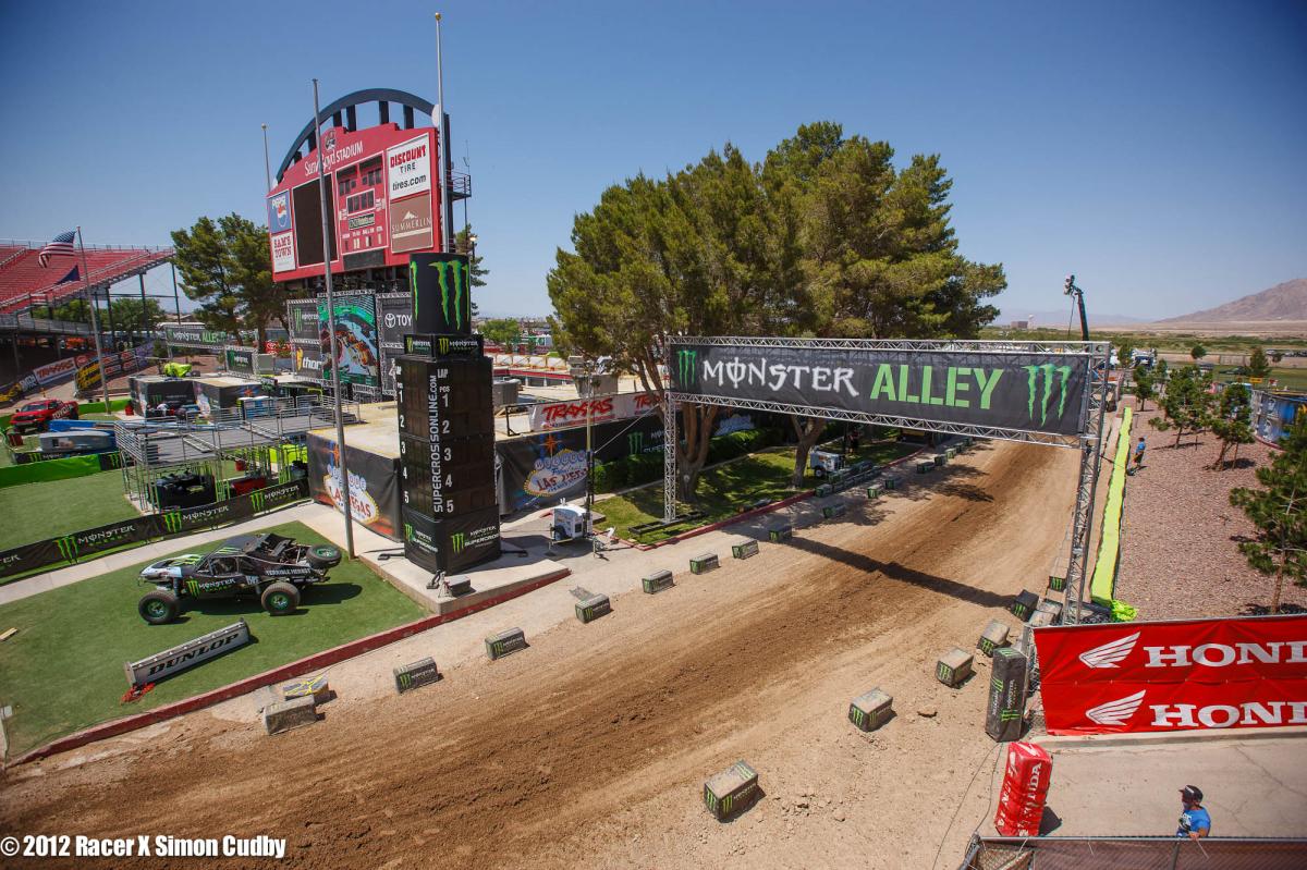 Las Vegas SX Practice Gallery - Supercross - Racer X