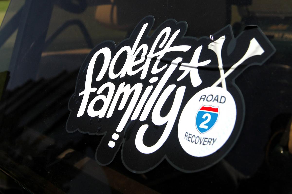 Deft Family at Road 2 Recovery Golf Tournament