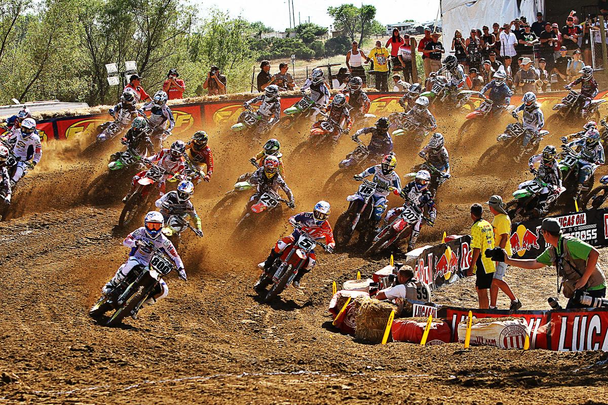 Alessi grabs the holeshot
