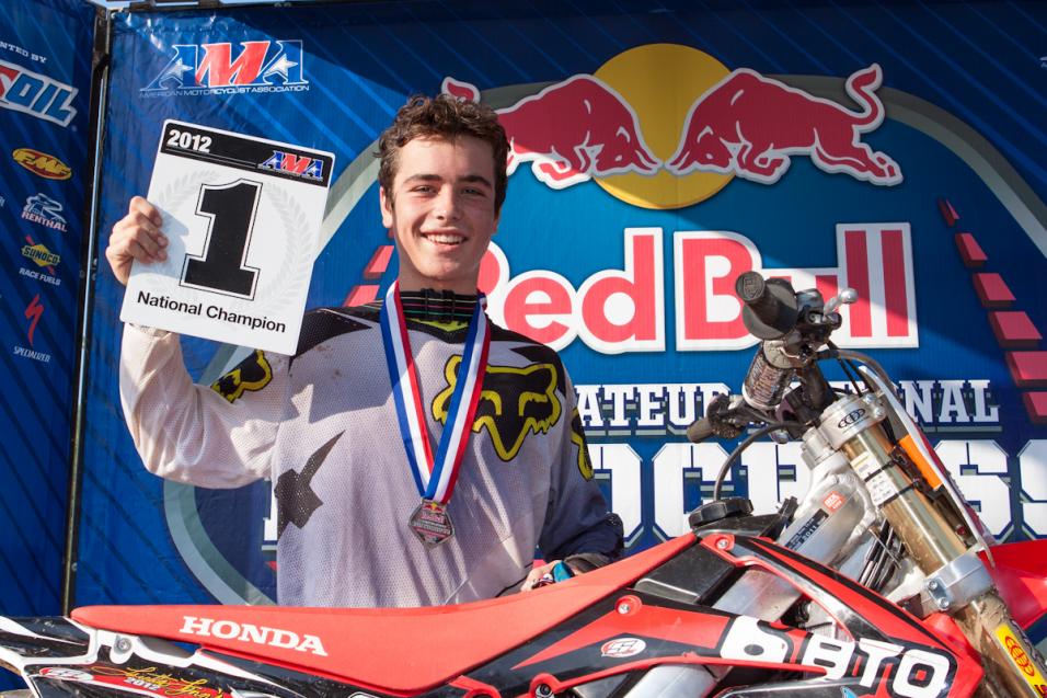 Loretta Lynn Custom Moments, Saturday