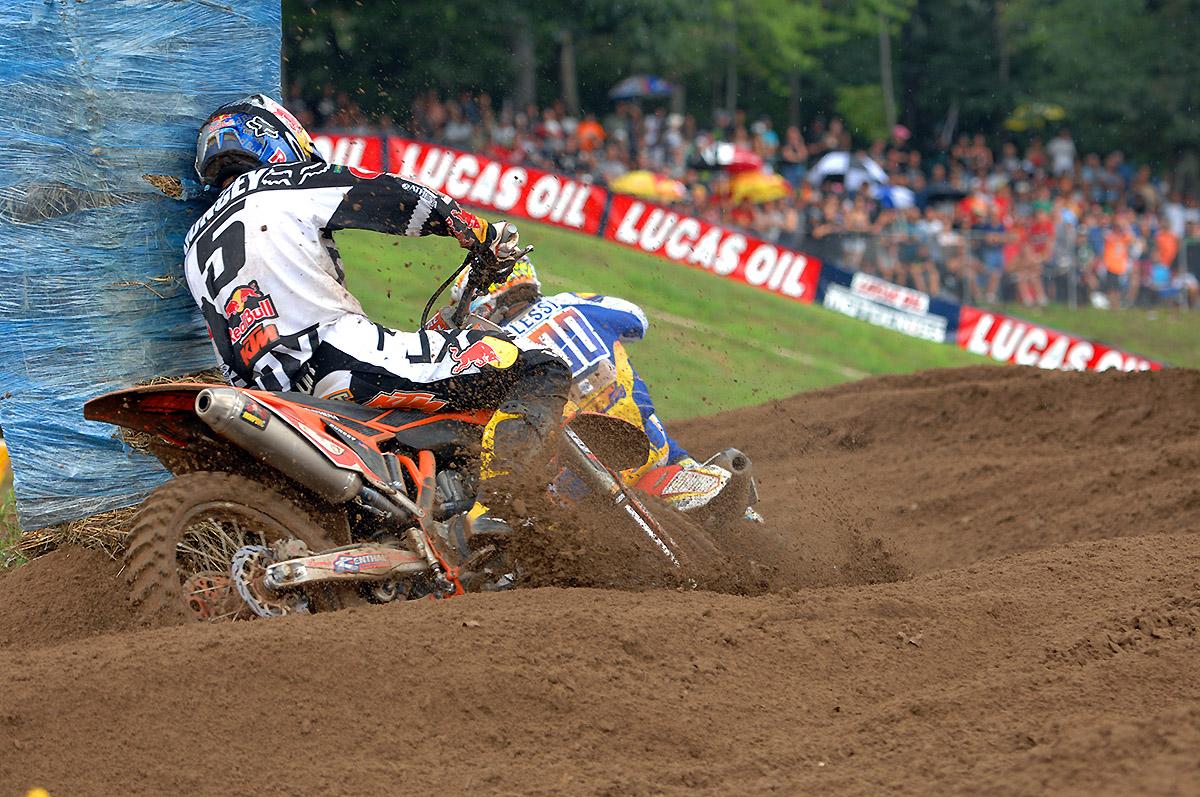 Dungey tries to track down Alessi