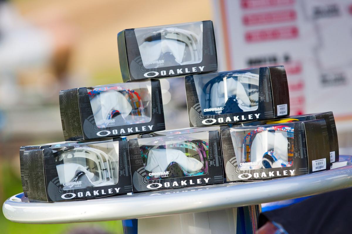 Oakley goggles for the winning teams.