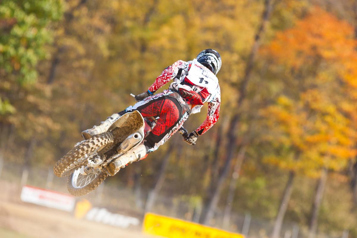 Jonathan Wells throws in some style.