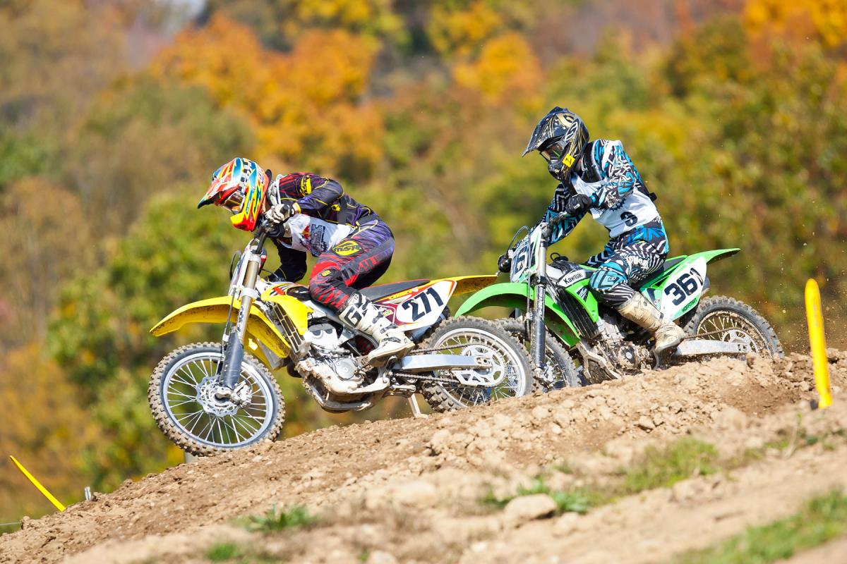 Trey Gildea leads Hunter Hoffman.