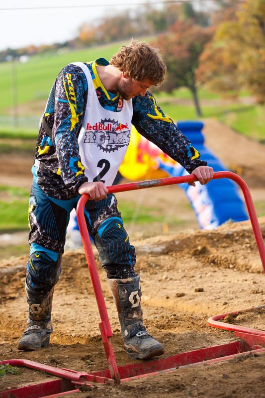 Dylan Slusser packing the gate.