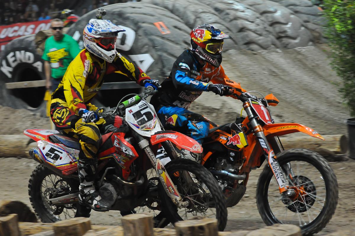 Endurocross by Eric Narvaez