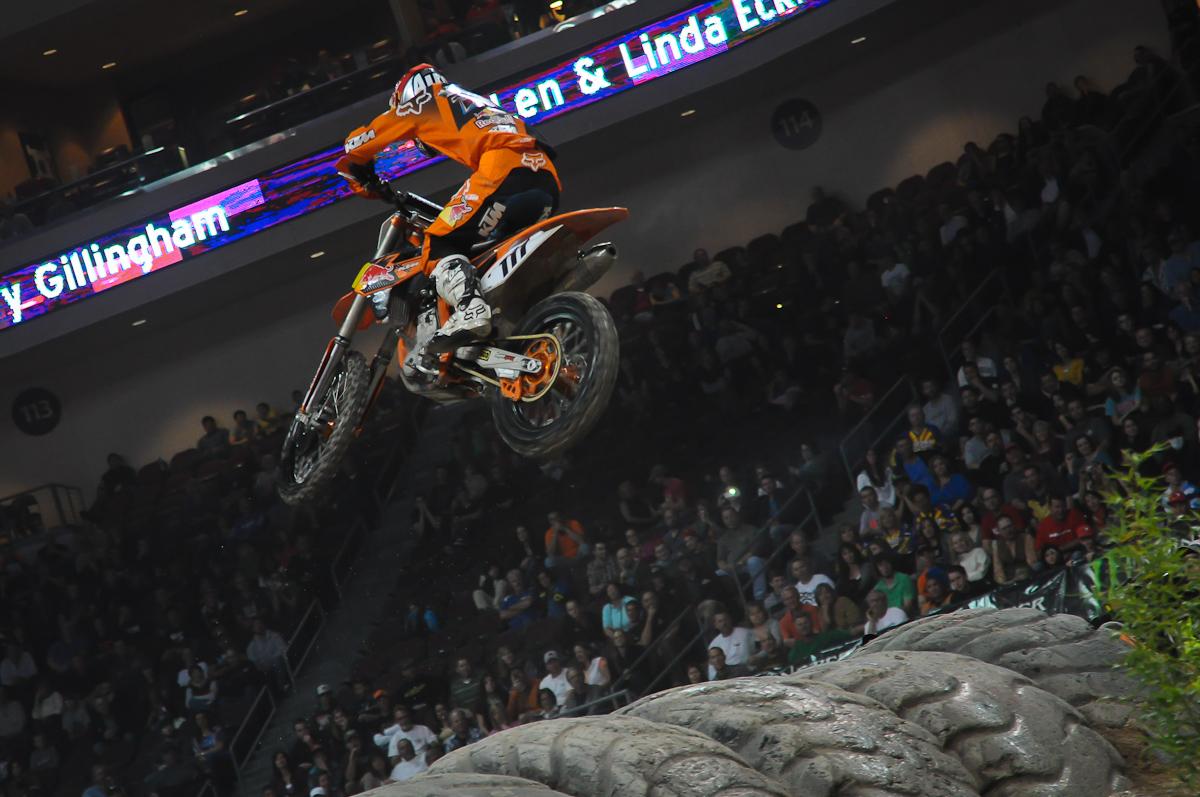 Endurocross by Eric Narvaez