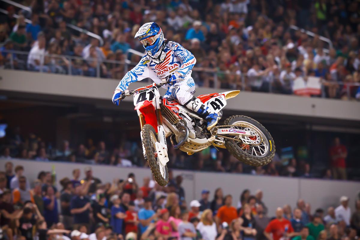 Canard, red-hot off his win in Jacksonville, won again in Dallas. The rookie was in the thick of it, until a broken leg suffered while testing ended his season early. (Cudby photo)