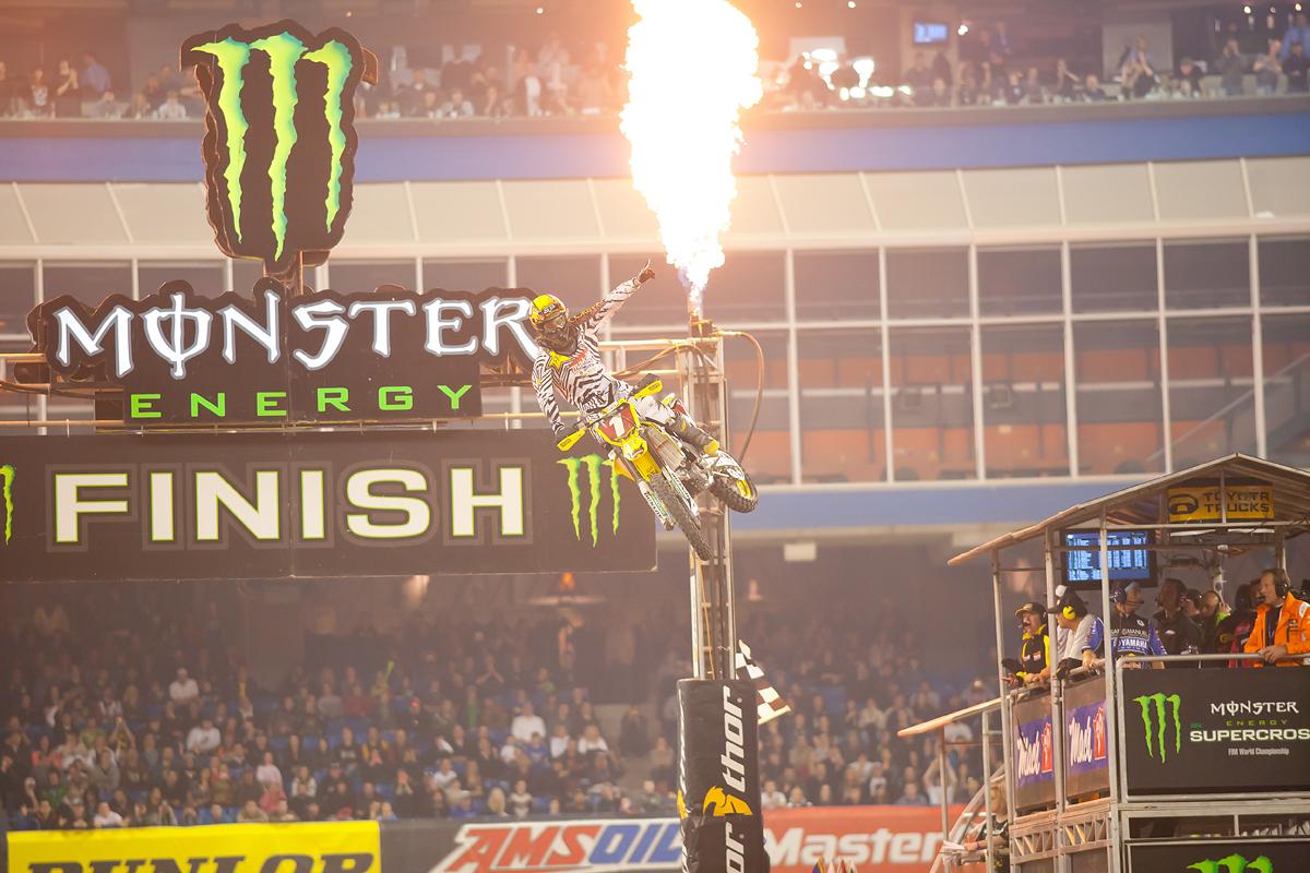 Surprisingly it took until Toronto, round 12, for defending champion Dungey to win a race. But through consistency, he had been closing in on the points lead. Meanwhile, Villopoto and Stewart came together and lost more ground to Reed. (Afred photo)
