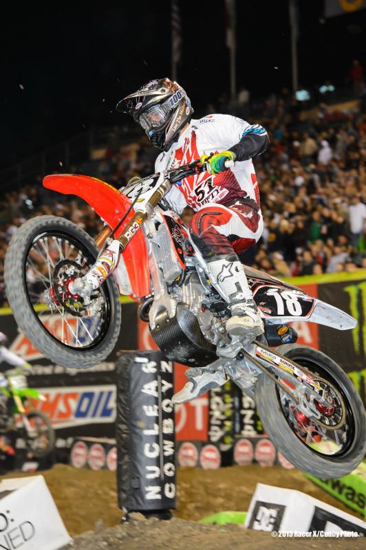 Champion-Anaheim3SX2013-Cudby-004