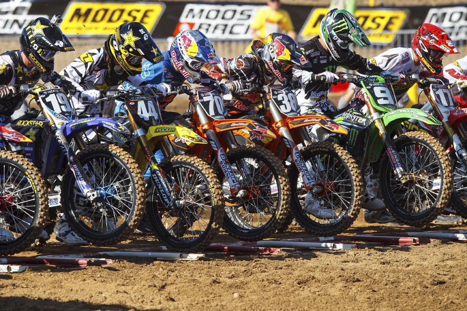 Who Is the Early  Favorite in 250MX?