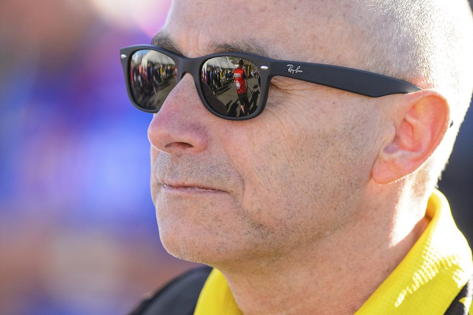 Between the  Motos: Eric Geboers