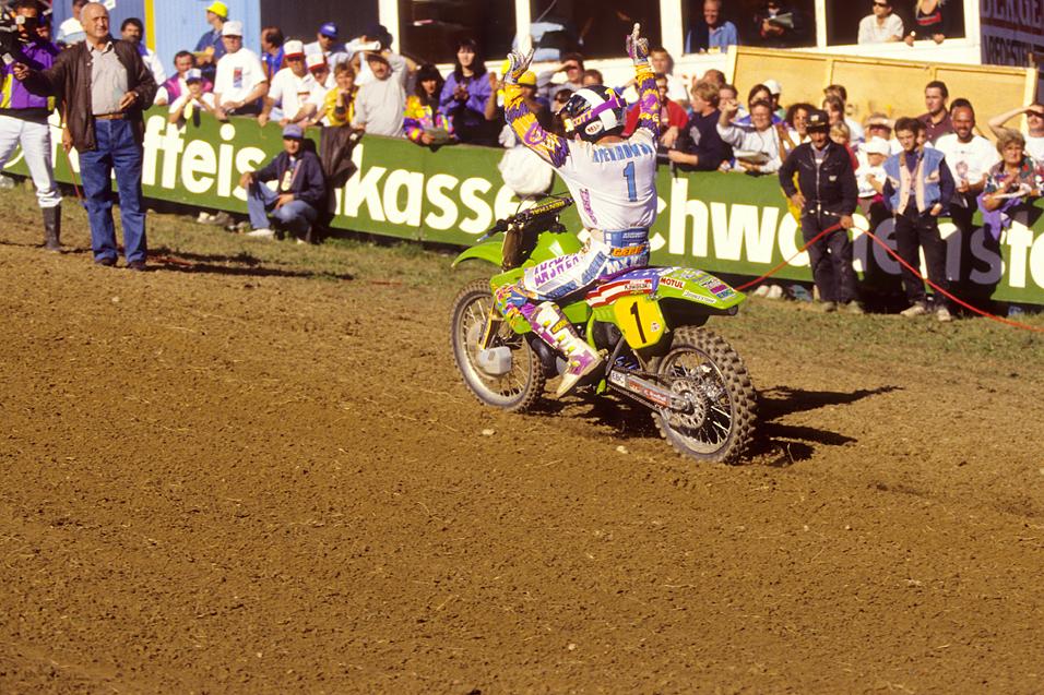 Between The  Motos: Mike Kiedrowski