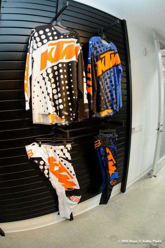 FoxKTMgear-Cudby-001