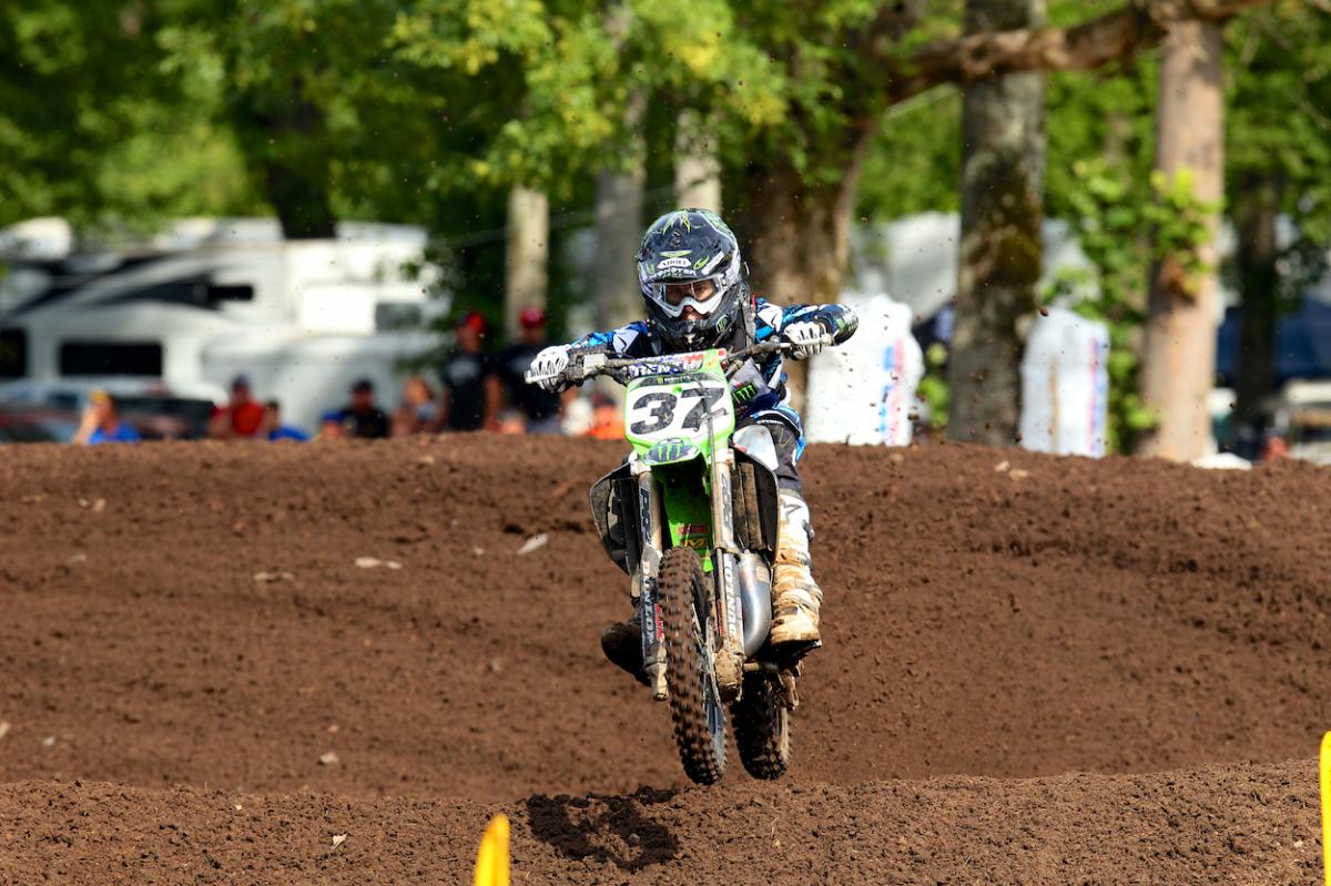 Loretta Lynn Tuesday Gallery