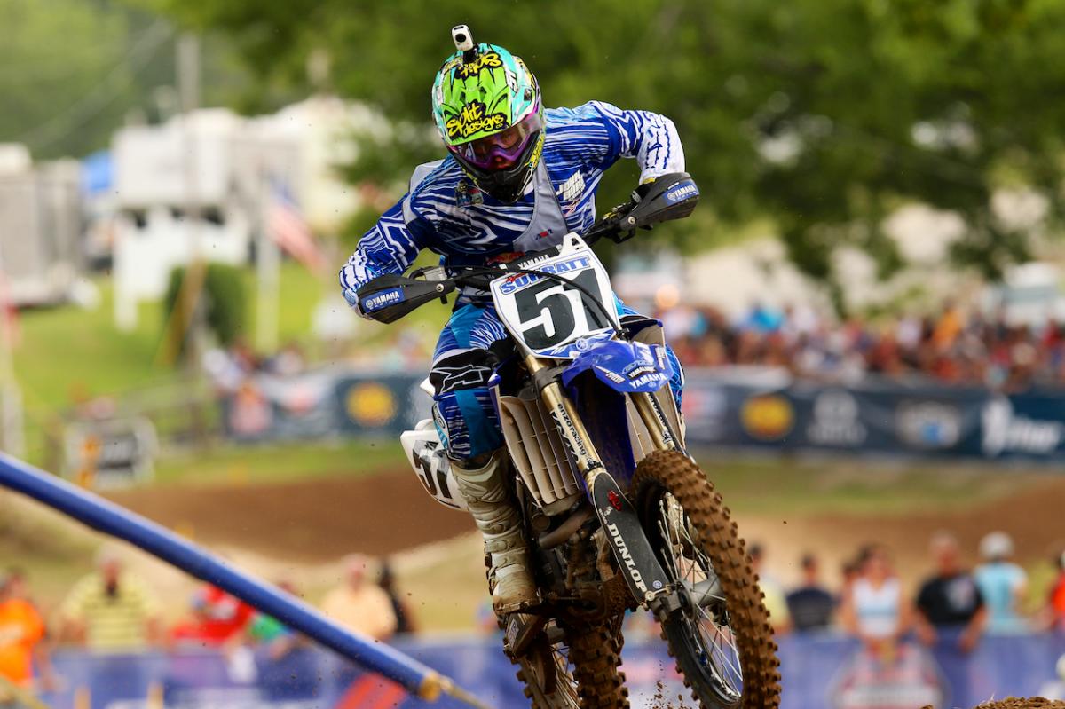 Loretta Lynn Tuesday Gallery