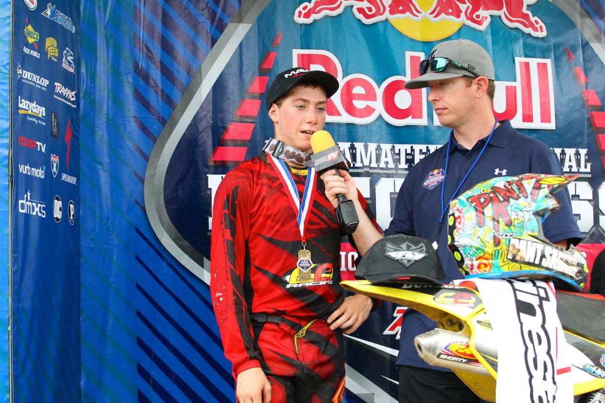 Loretta Lynn Tuesday Gallery