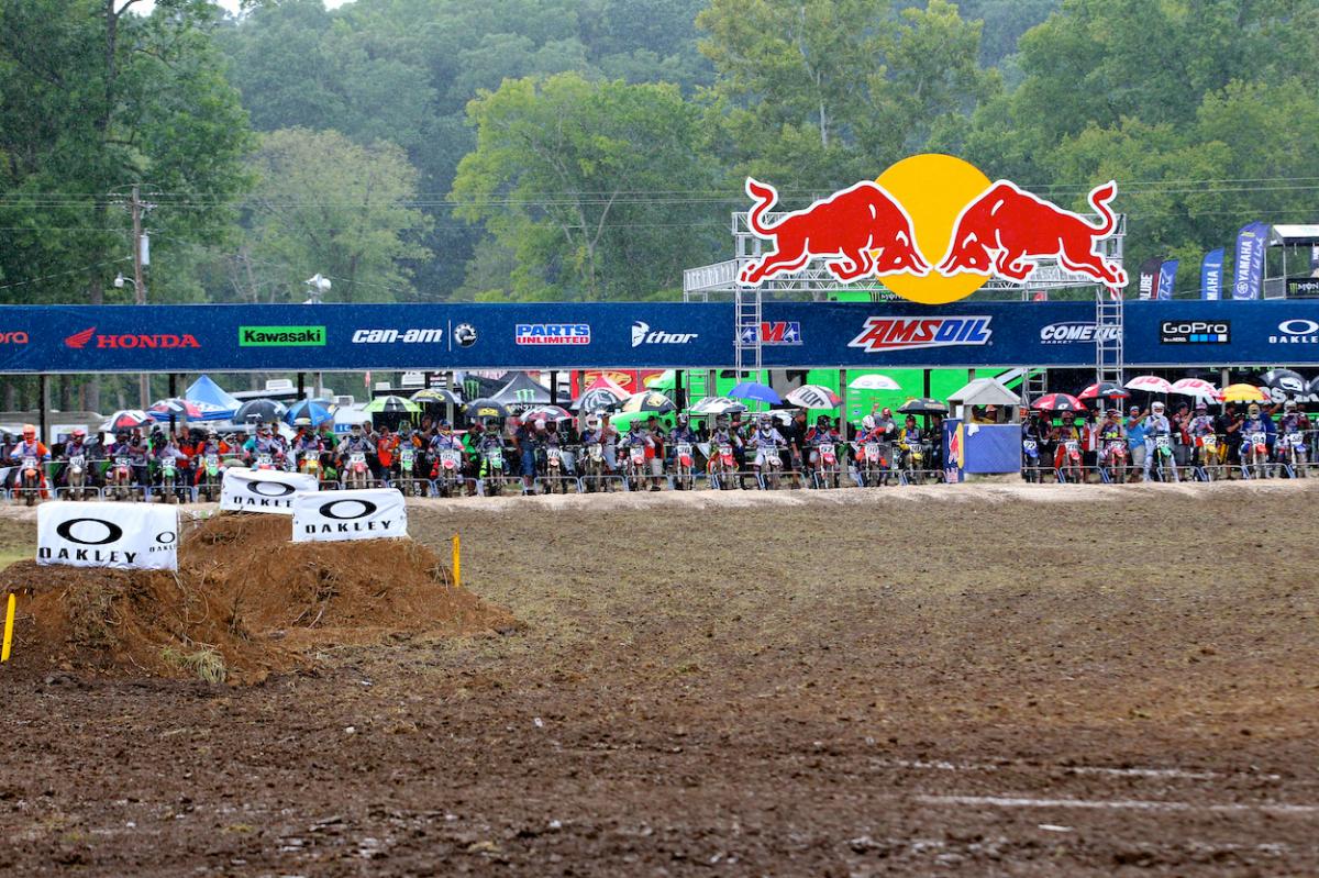 Loretta Lynn Tuesday Gallery