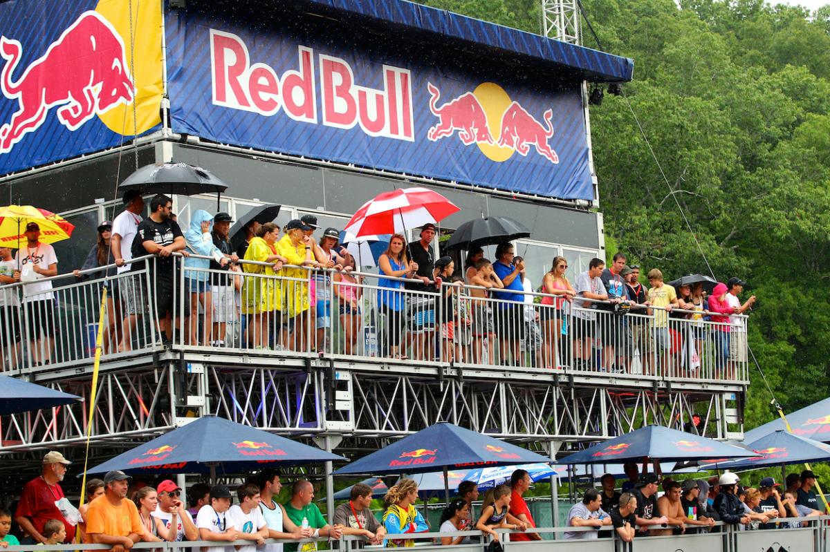 Loretta Lynn Tuesday Gallery