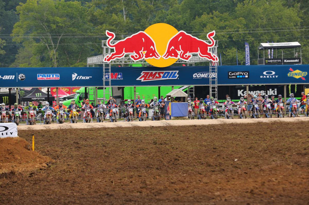 Loretta Lynn Tuesday Gallery