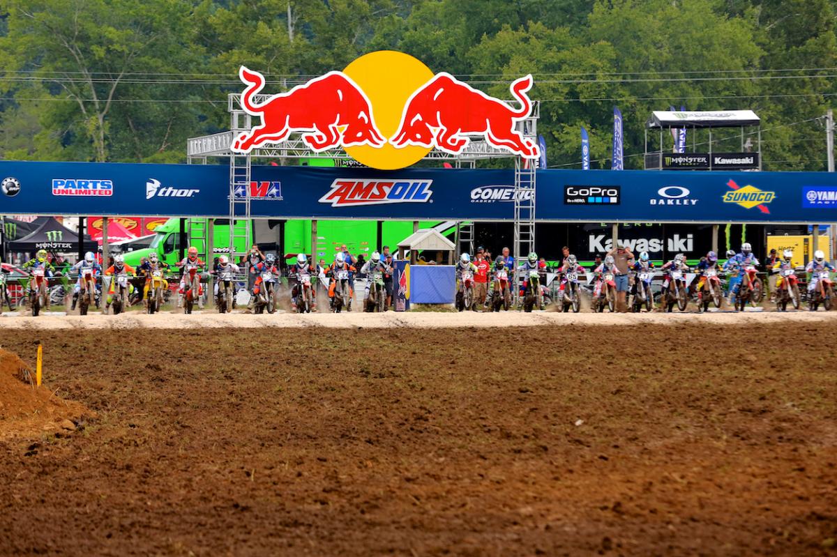 Loretta Lynn Tuesday Gallery