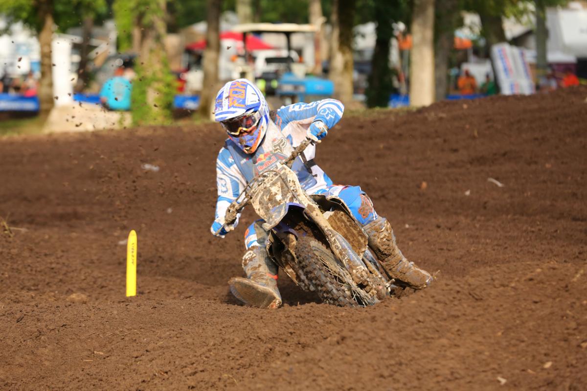 Loretta Lynn Tuesday Gallery