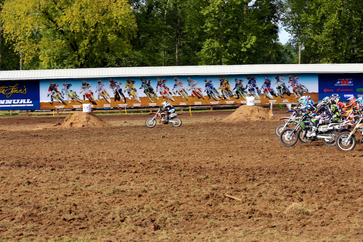 Loretta Lynn Tuesday Gallery