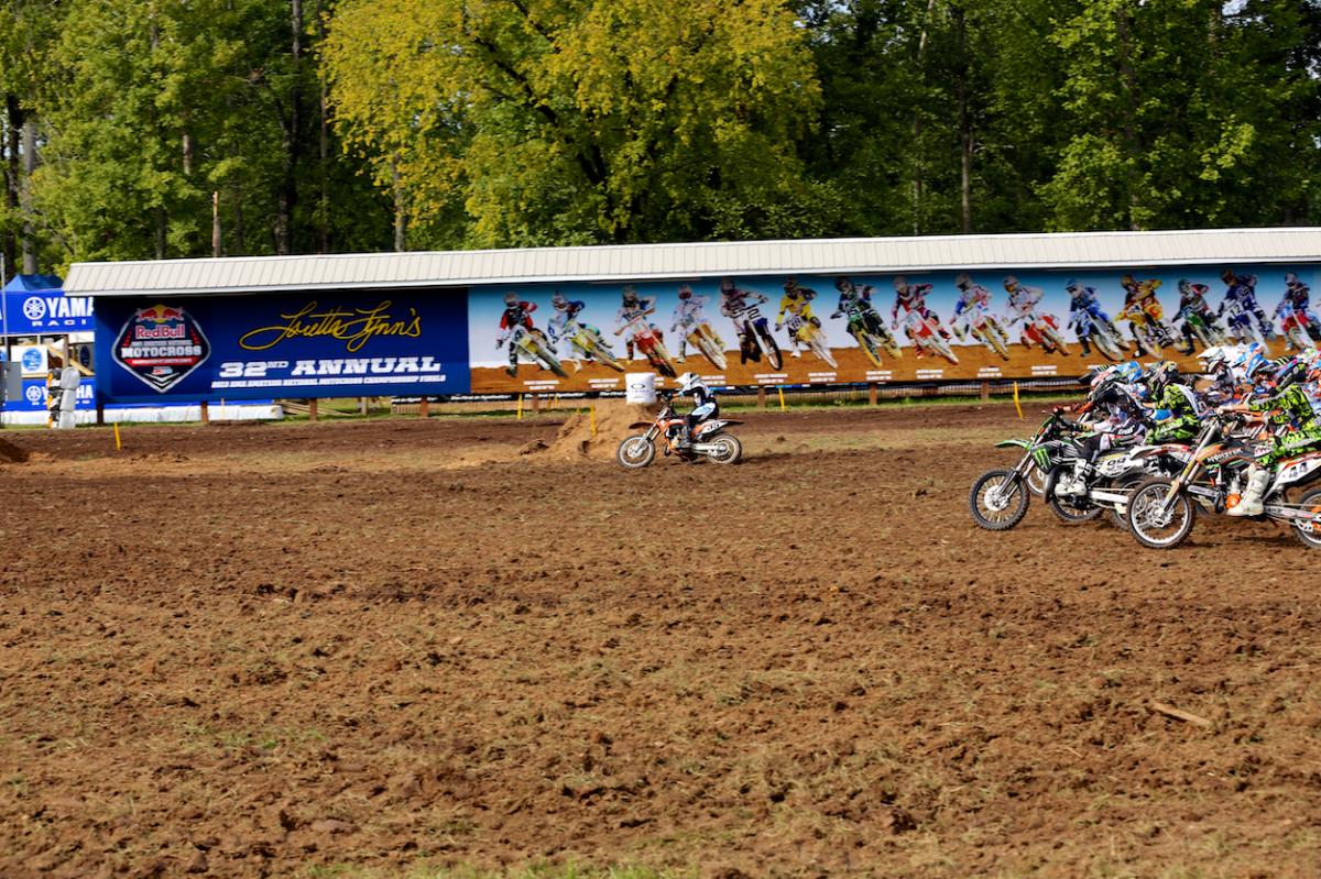 Loretta Lynn Tuesday Gallery