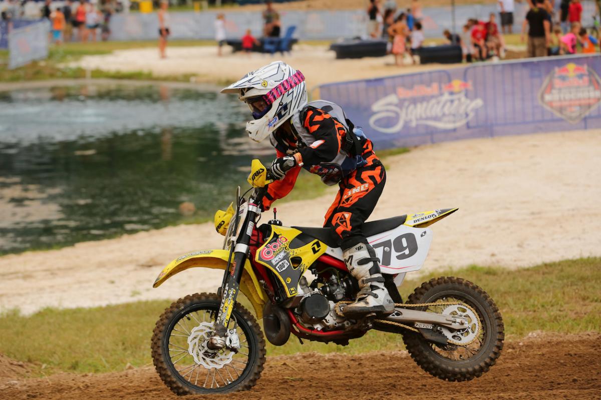 Loretta Lynn Tuesday Gallery