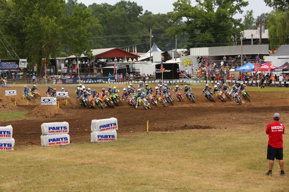 Loretta Lynn Tuesday Gallery