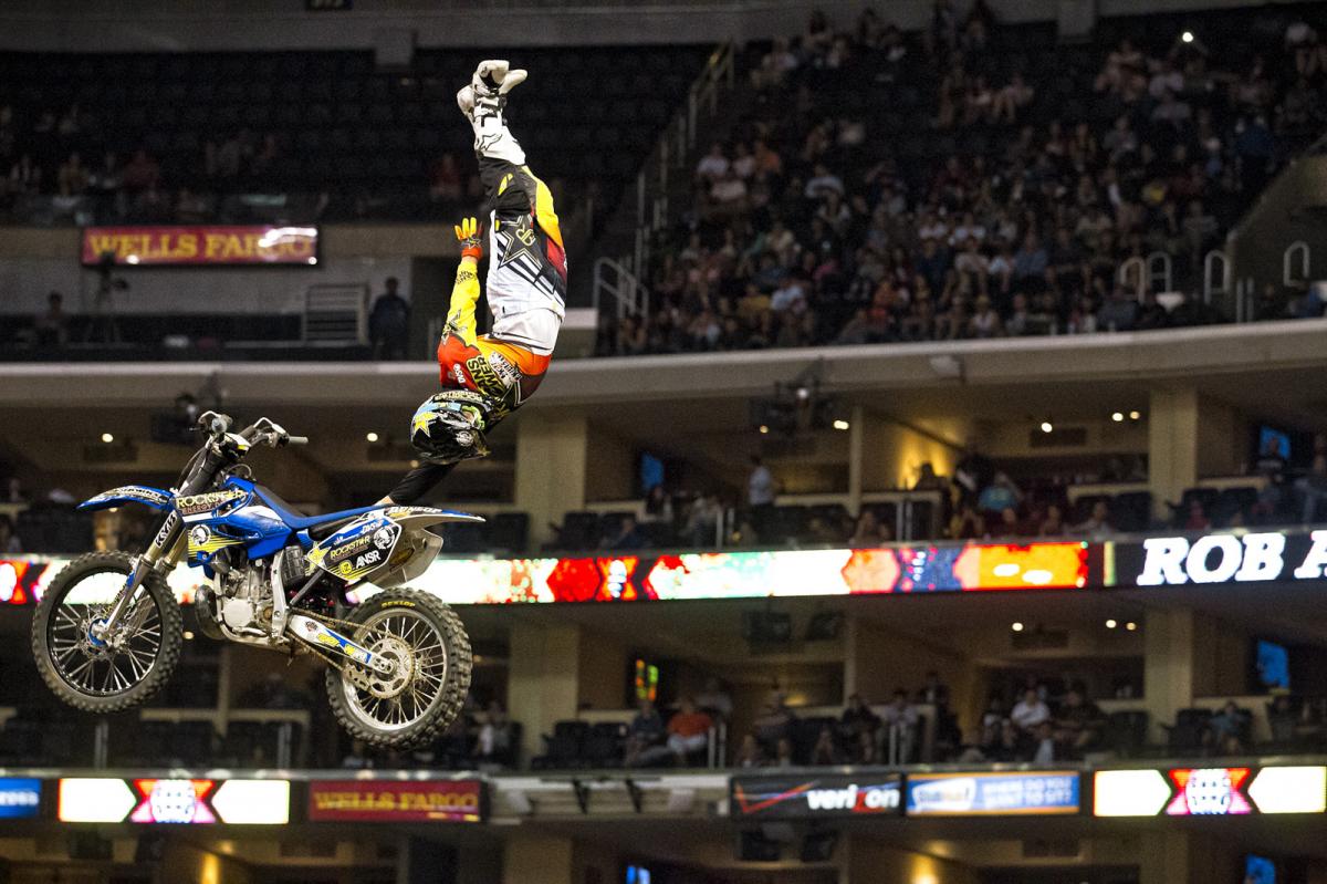 Rob Adelberg was a crowd favorite thanks to massive extensions like this.