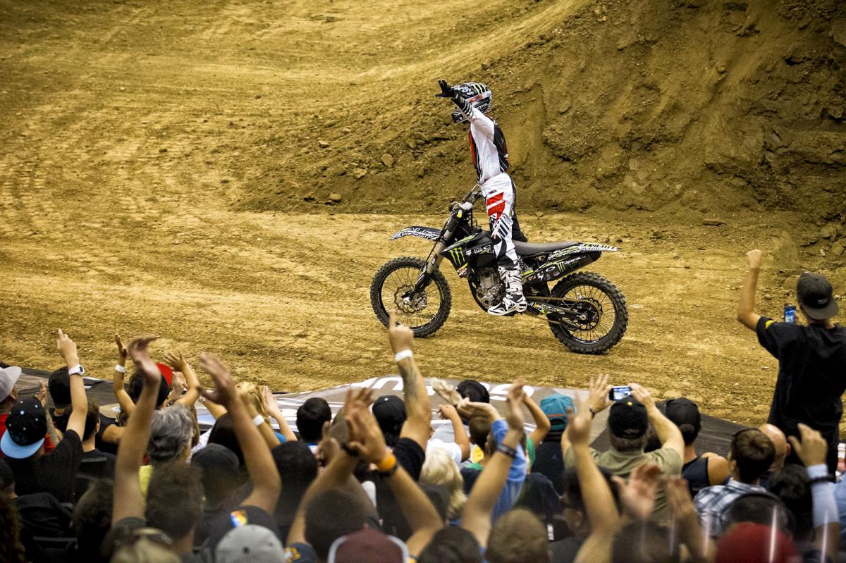 The crowd couldn’t get enough of Bilko and his hilarious antics. Bilko took a page right out of Renner’s book and decided to hump his bike in the middle of the air. 
