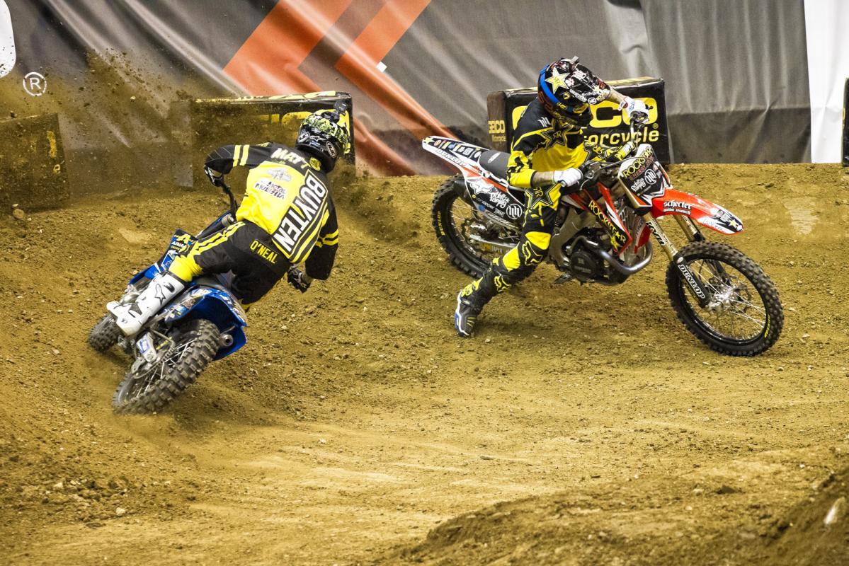 Buyten and Mason were close during their first lap, but before the real dual could begin, Mason’s brake pedal was damaged. Though it appeared to be a result of contact between Buyten and Mason in a tight corner, Mason later claimed that the bent part was a result from a harsh landing off of the single ramp jump.  