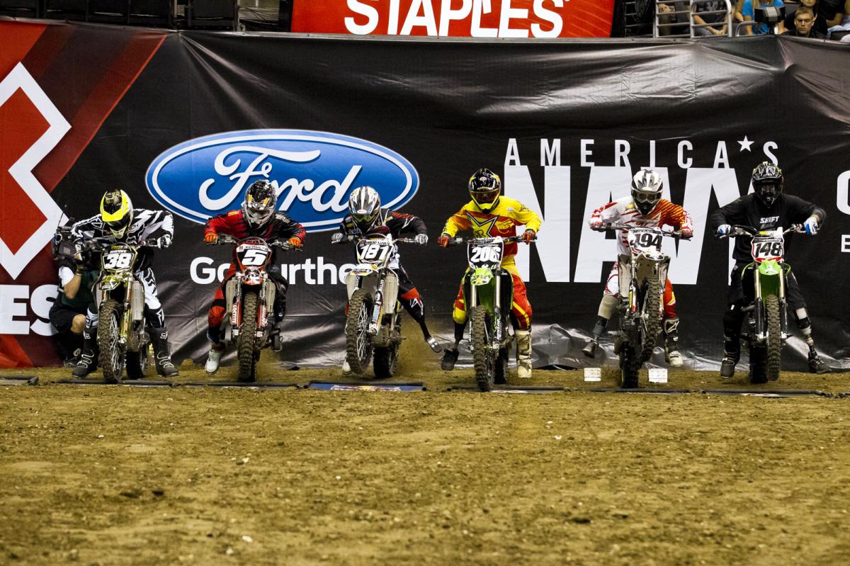 The night kicked off with the six fastest Adaptive racers in the world going at it for their shot at X Games gold. The pack rockets out of the gate here during the finals. 