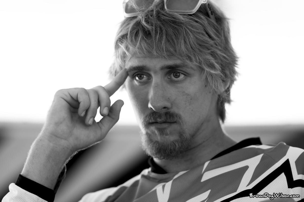 BDW56847-2732259157-O