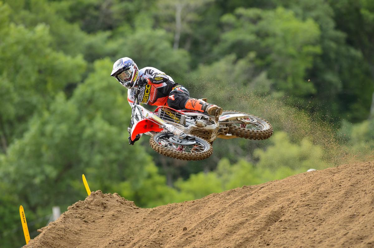 More floating over the track madness. We can't even figure where that roost is coming from!