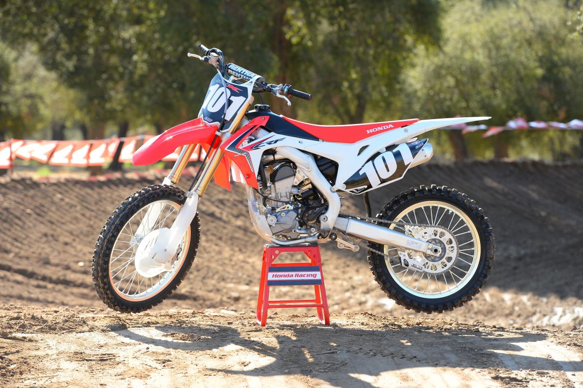 2014HondaCRF250intro-Cudby-001