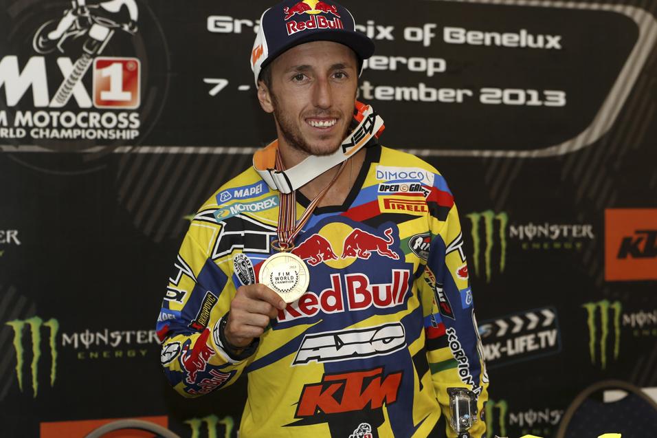 Open Mic: Antonio Cairoli