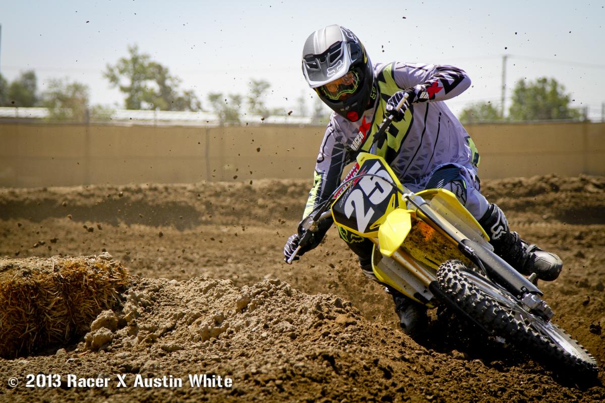 2014 Suzuki RM-Z250 Intro