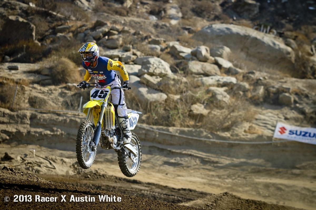 2014 Suzuki RM-Z450 Intro