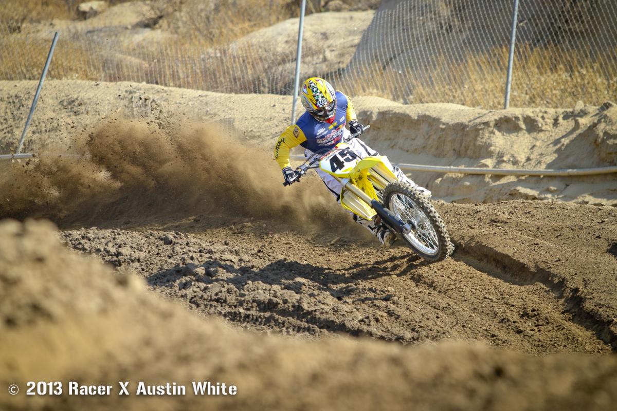 2014 Suzuki RM-Z450 Intro